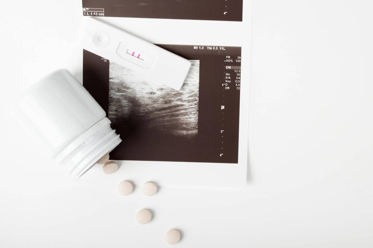 Tanulmány: az FDA a biztonságosság „kellő bizonyítéka” nélkül engedélyezte az abortusztabletták postai rendelését